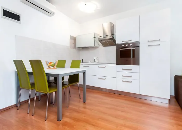 Διαμέρισμα Sea View *